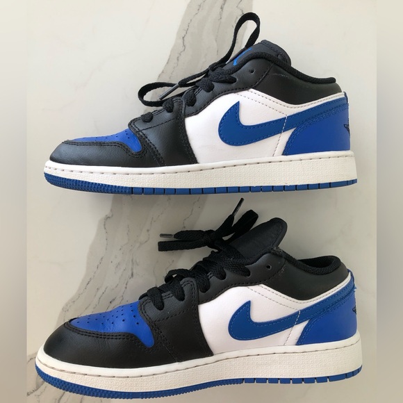 Nike Jordan boy size 4y - Picture 6 of 7